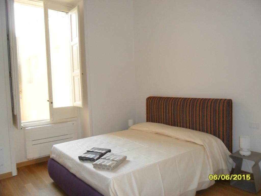 B&B La Casa Gialla เลชเช ห้อง รูปภาพ