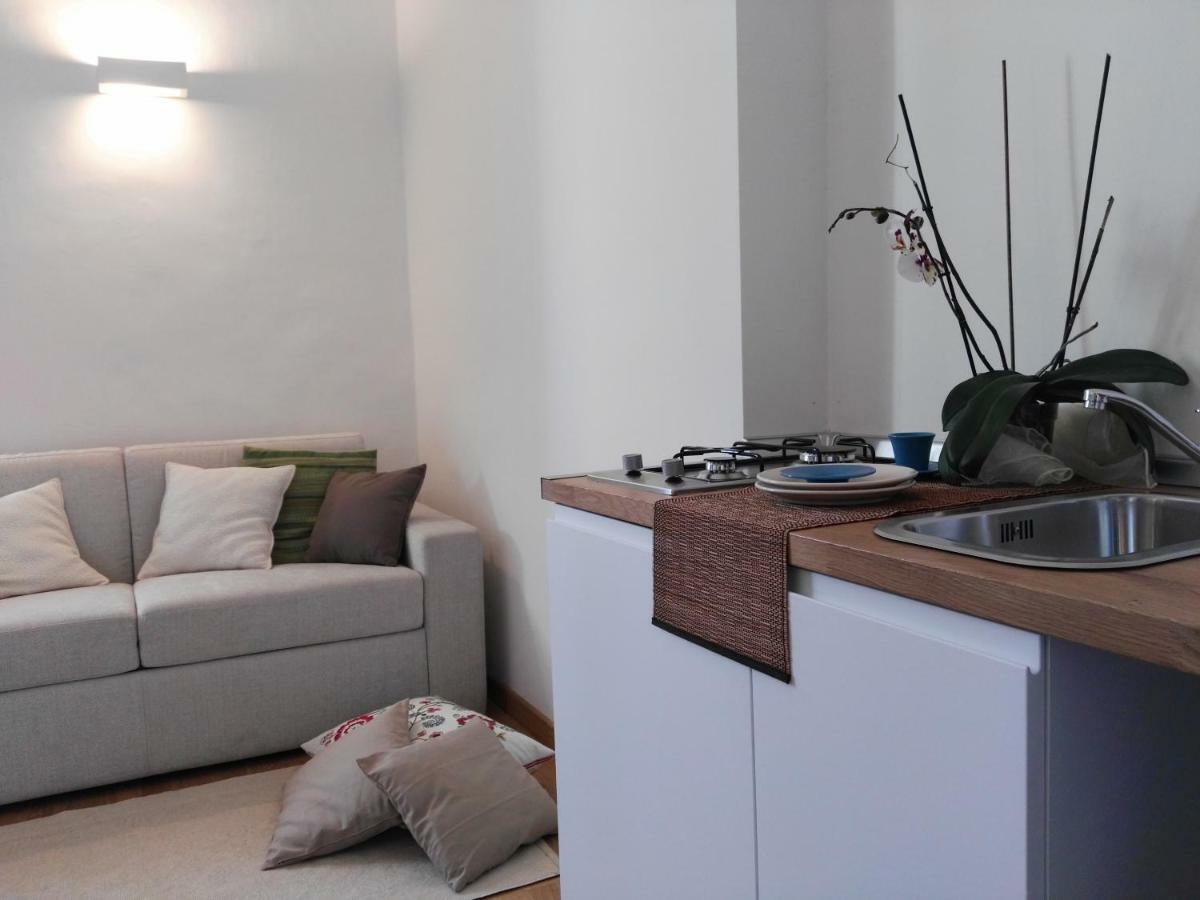 B&B La Casa Gialla เลชเช ภายนอก รูปภาพ