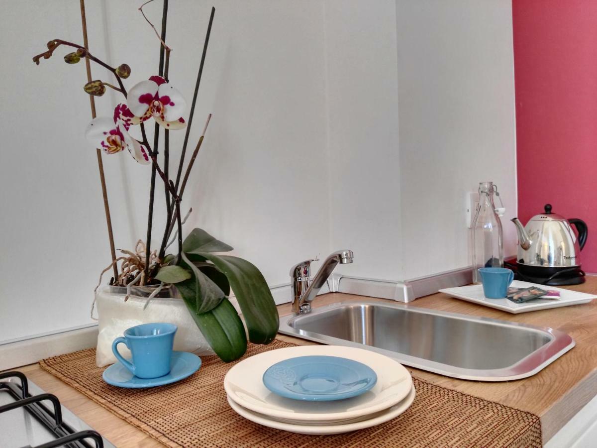 B&B La Casa Gialla เลชเช ภายนอก รูปภาพ